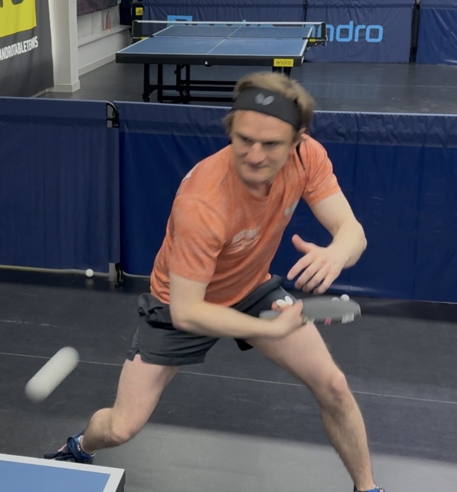 Michi Grund im Tischtennistraining