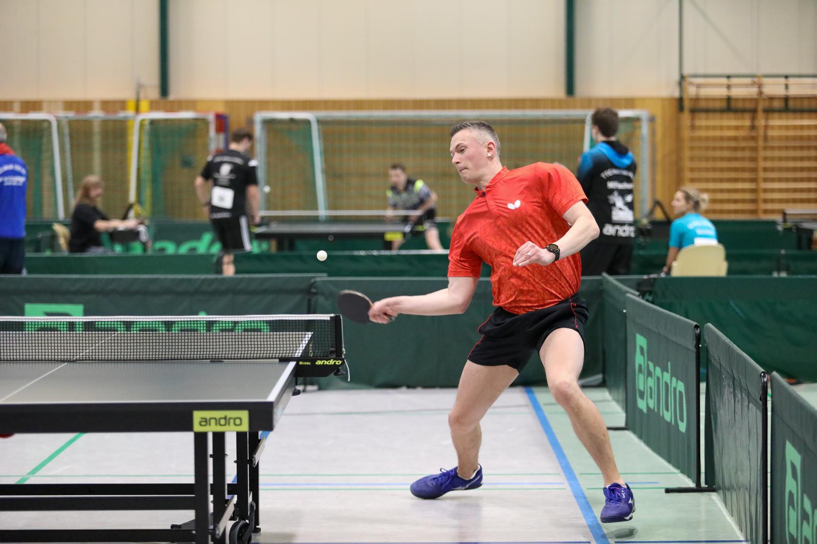 Chris Lasch im Tischtennis-Wettkampf